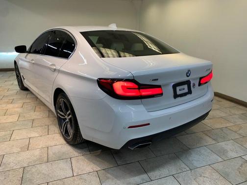 2022 BMW 530 i xDrive