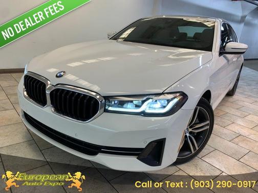 Alpine White 2022 BMW 530 i xDrive
