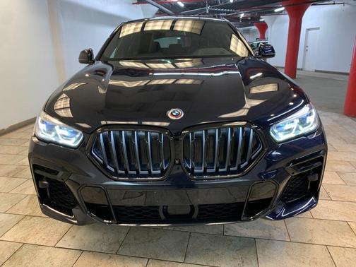 2023 BMW X6 M50i