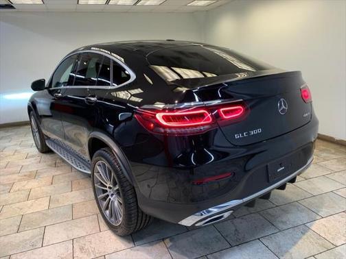 2022 Mercedes-Benz GLC 300 4MATIC Coupe