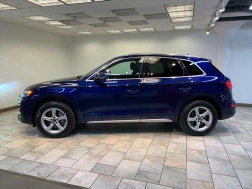 2022 Audi Q5 45 S line Premium