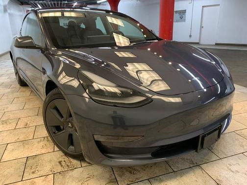 Gray 2023 Tesla Model 3 Long Range