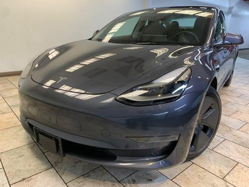 Gray 2023 Tesla Model 3 Long Range