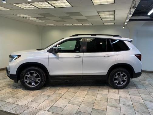 2022 Honda Passport AWD TrailSport