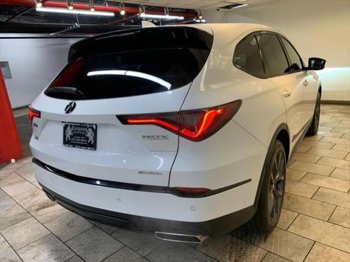 2022 Acura MDX A-Spec Package