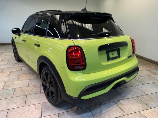 2023 MINI Hardtop Cooper S