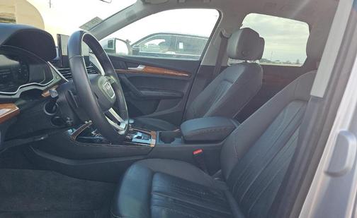 2023 Audi Q5 45 S line Premium Plus
