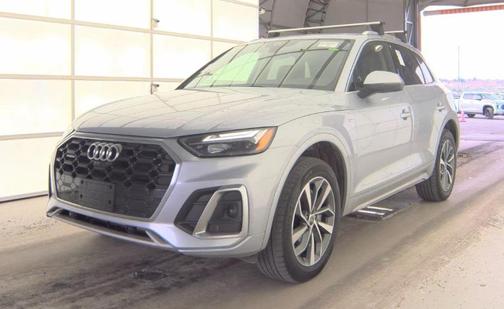 2023 Audi Q5 45 S line Premium Plus