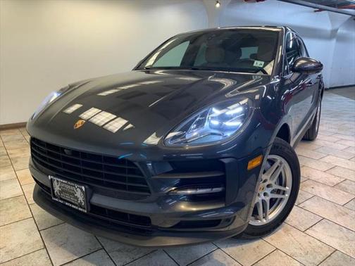 2021 Porsche Macan Base