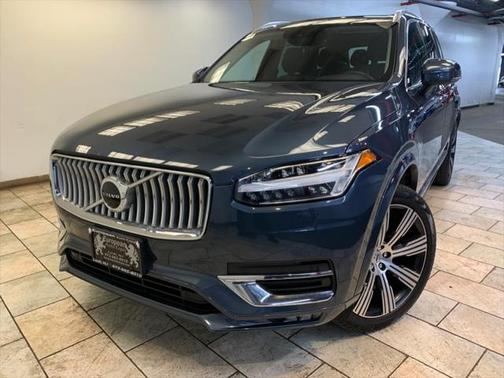 2021 Volvo XC90 T6 Inscription