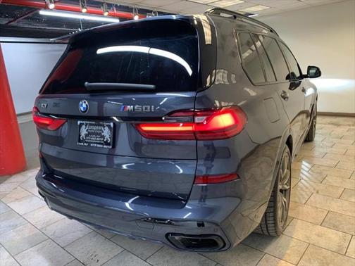 2021 BMW X7 M50i