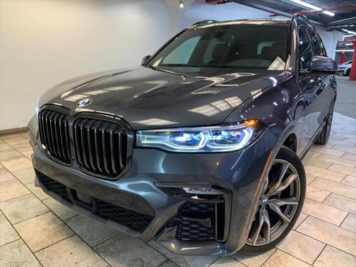 2021 BMW X7 M50i
