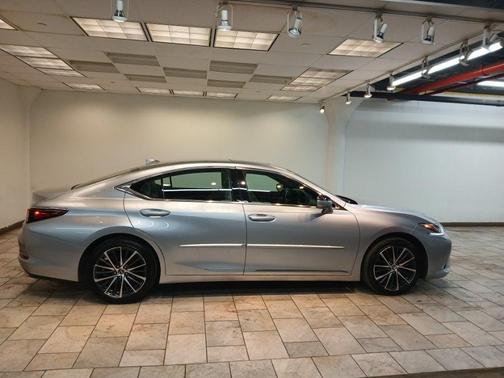 2024 Lexus ES 350 Base