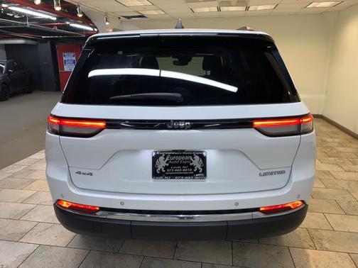 2022 Jeep Grand Cherokee Limited