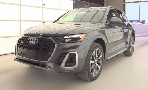 2022 Audi Q5 45 S line Premium Plus