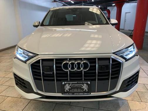2022 Audi Q7 55 Premium Plus
