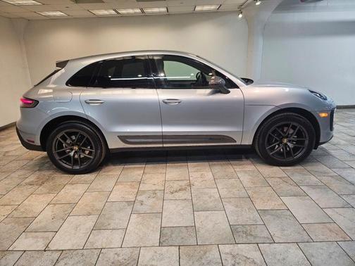 2023 Porsche Macan T AWD
