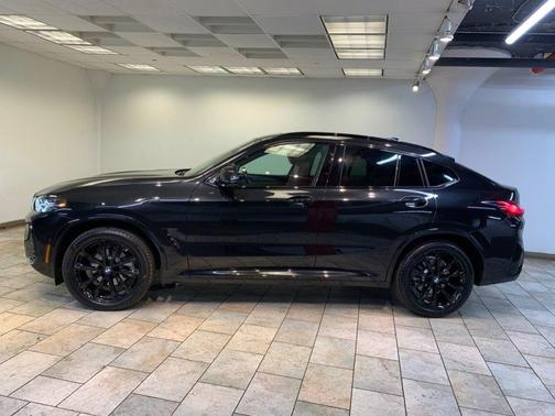 Carbon Black Metallic 2023 BMW X4 xDrive30i Sports Activity Coupe