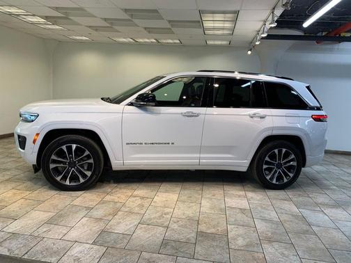 2023 Jeep Grand Cherokee Overland