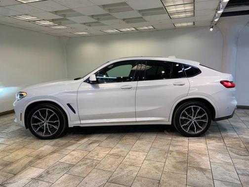 2021 BMW X4 xDrive30i