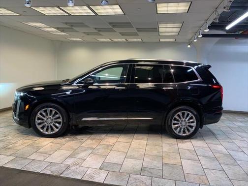 2022 Cadillac XT6 Premium Luxury AWD