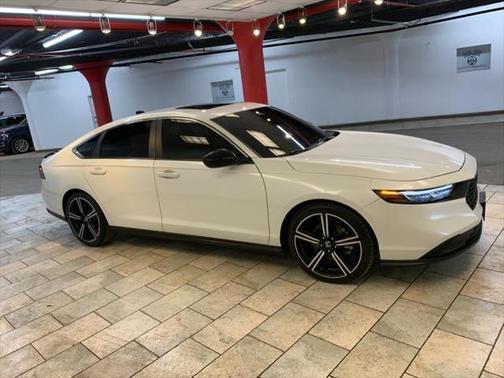 2023 Honda Accord Hybrid Base