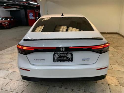 2023 Honda Accord Hybrid Base
