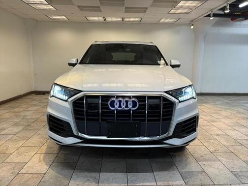 2023 Audi Q7 55 Premium