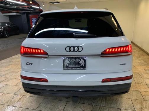 2021 Audi Q7 55 Prestige