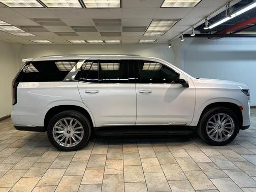 2021 Cadillac Escalade Premium Luxury