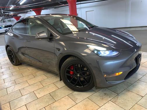 2022 Tesla Model Y Performance Dual Motor All-Wheel Drive