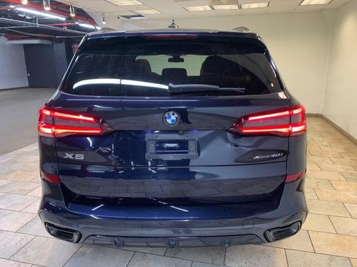 Black Sapphire Metallic 2023 BMW X5 xDrive40i