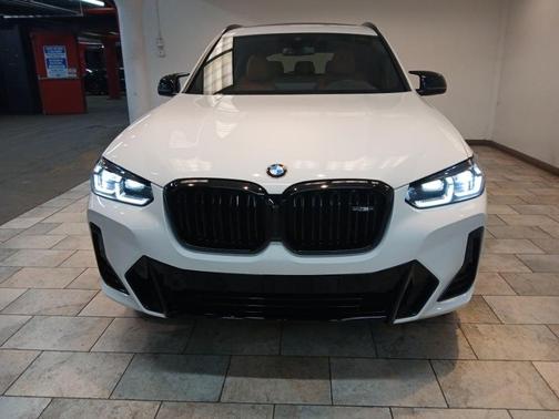 2024 BMW X3 M40i