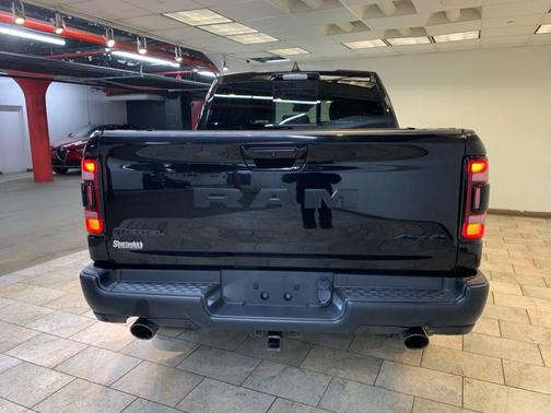 Diamond Black Crystal Pearlcoat 2021 RAM 1500 Rebel