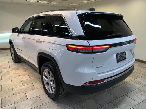 2022 Jeep Grand Cherokee Limited