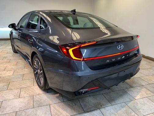 2023 Hyundai SONATA Limited