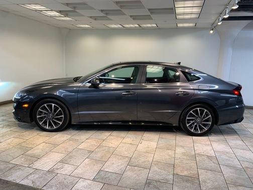 2023 Hyundai SONATA Limited