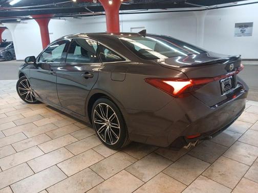 2019 Toyota Avalon Limited