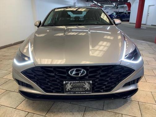 2022 Hyundai SONATA Limited