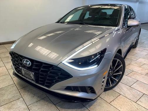 2022 Hyundai SONATA Limited