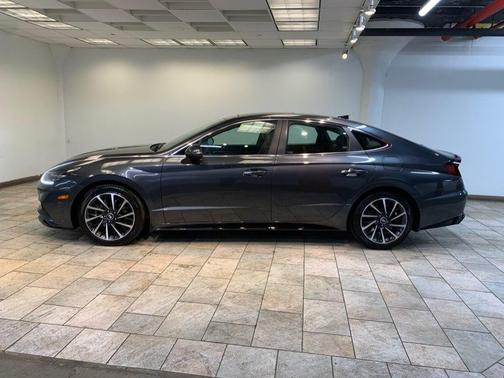 2023 Hyundai SONATA Limited