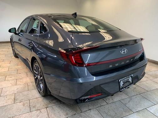 2023 Hyundai SONATA Limited