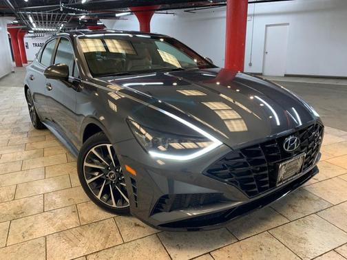 2023 Hyundai SONATA Limited