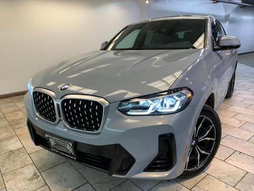 2022 BMW X4 xDrive30i