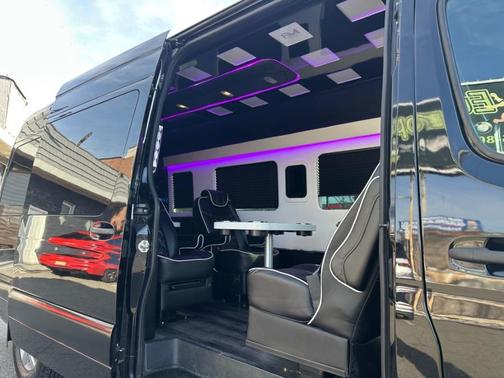 2019 Mercedes-Benz Sprinter 2500 High Roof