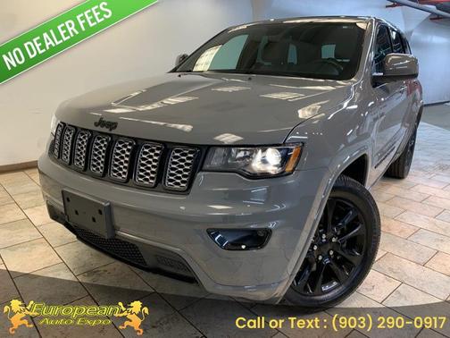 Sting-Gray Clearcoat 2022 Jeep Grand Cherokee Laredo