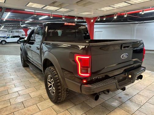 2017 Ford F-150 Raptor