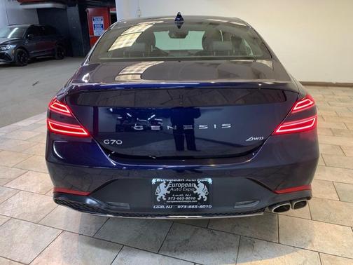 2023 Genesis G70 2.0T AWD