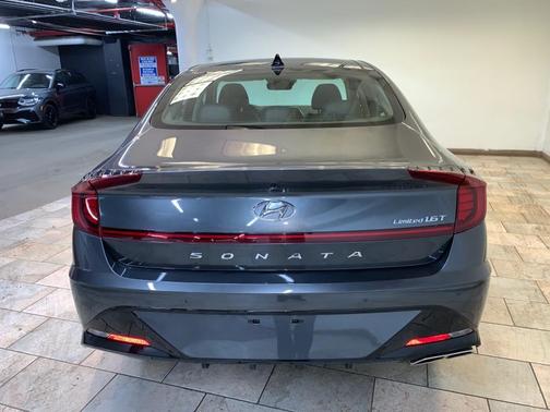 2022 Hyundai SONATA Limited