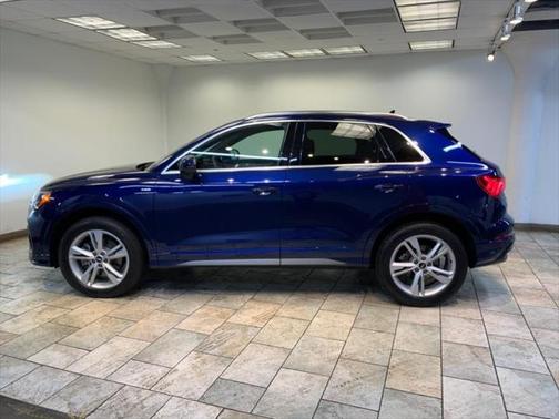 2022 Audi Q3 45 S line Premium